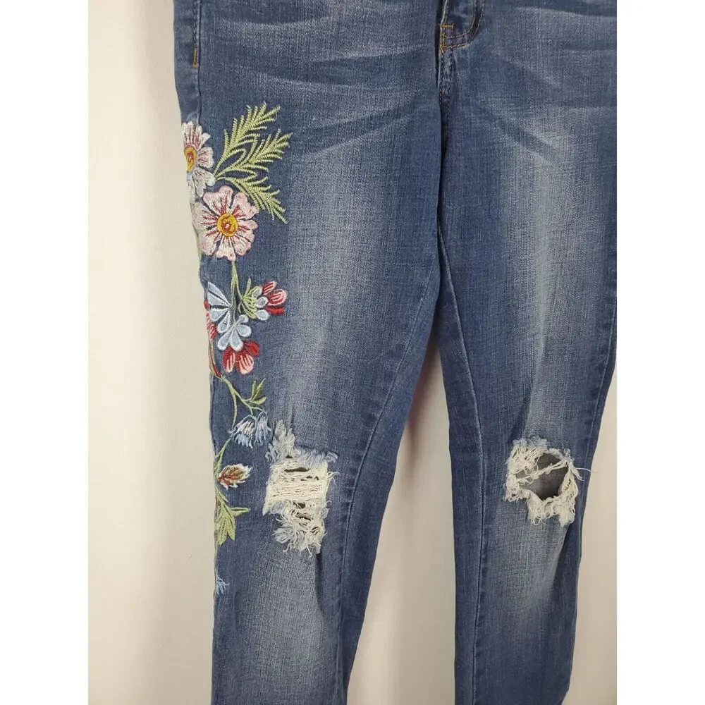 Machine Jeans Womens Juniors 1 Floral Embroidered Skinny Leg Distressed Mid Rise